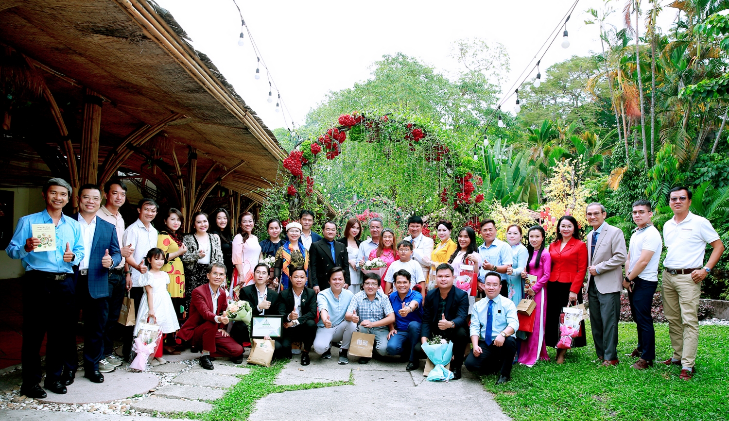 Cà phê Doanh nhân 8/3/2025